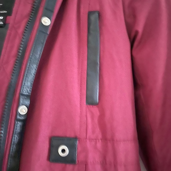 Girls winter coat - Picture 2 of 4